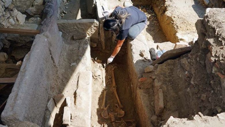 Burhaniye'de Antik Kent Kalıntılarıyla Zaman Yolculuğu