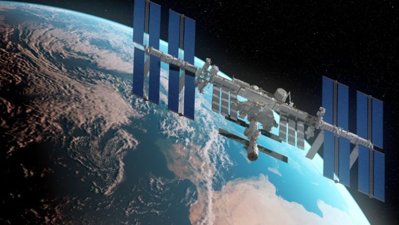 Uzayda Geçirdiği 1.110 Gün İle Rekor Kırdı