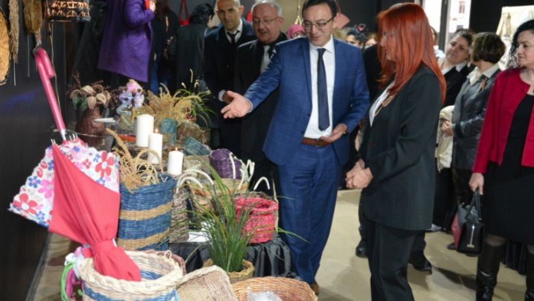 Balıkesir'de Geri Dönüşüm Sanatla Buluştu