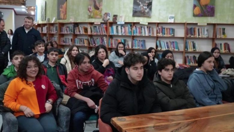 Kaymakam Gençlerin İsteklerini Dinledi