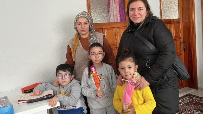 Orkan Ailesi Gönülden Gönüle Akıyor