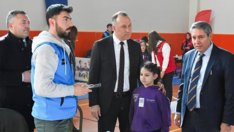 Balıkesir'de 3. Sınıf Öğrencileri Spor Yeteneklerini Keşfediyor