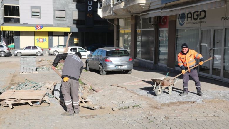 Edremit'i Yenileme Çalışmaları Devam Ediyor