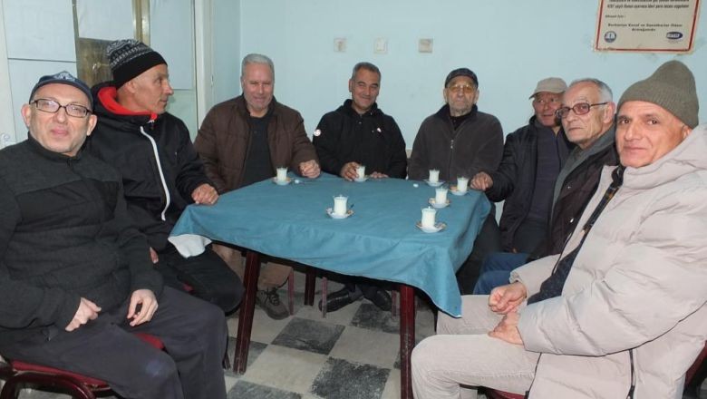 Burhaniye'de Çayın Yerini Süt Aldı