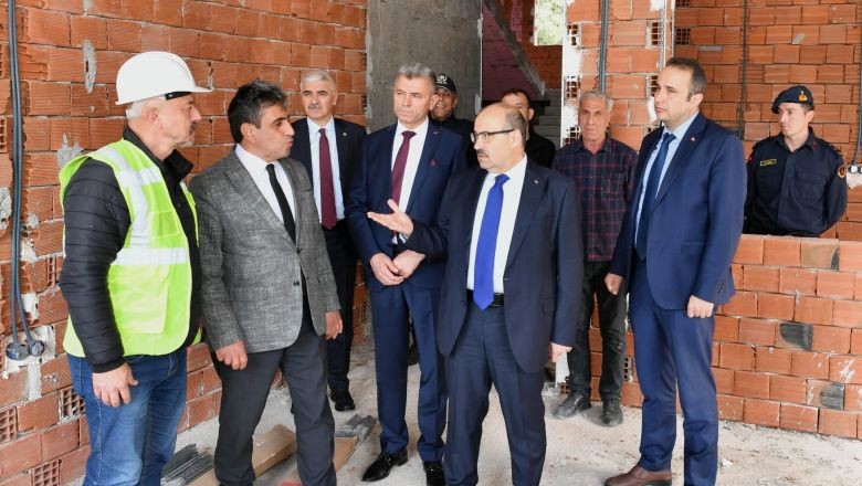 İsmail Ustaoğlu Gönen'deki İnşaatları İnceledi