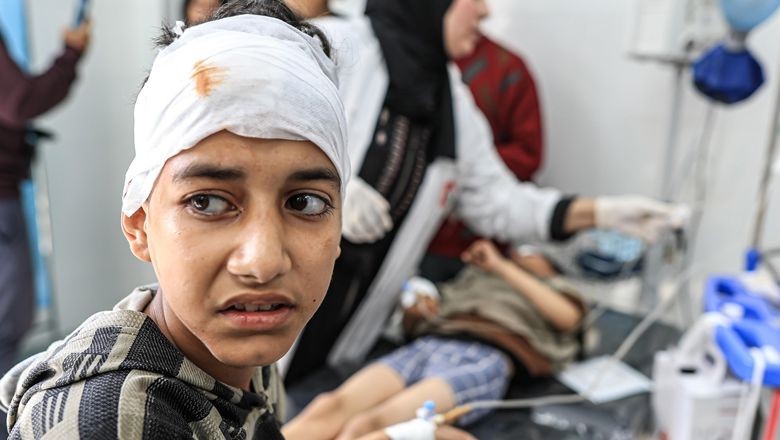 İsrail Askerleri Gazze'de İnsani Yardım Bekleyenlere Saldırdı