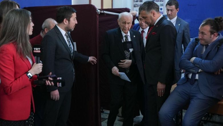 MHP Lideri Bahçeli Oyunu Kullandı