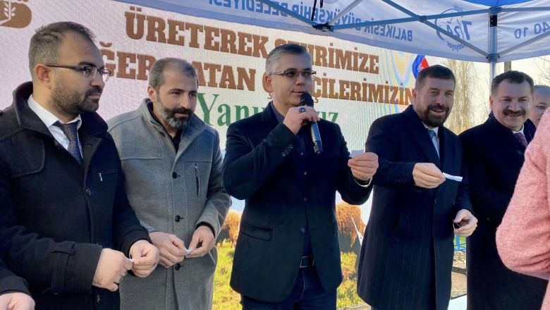 Sındırgı'da Çiftçilere 550 Hayvan Hibe Edildi