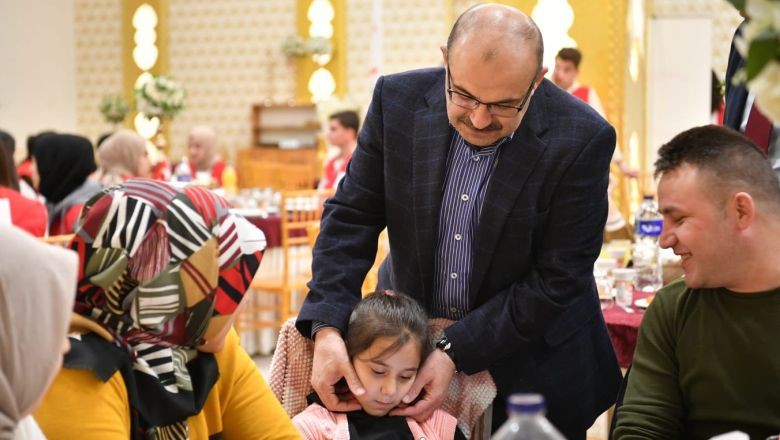 Vali Ustaoğlu'ndan Yürek Isıtan Destek