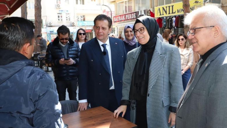 Belgin Uygur Burhaniye Esnafıyla Buluştu