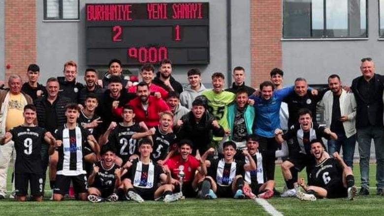 Burhaniye Belediyespor Türkiye Şampiyonası'na Yükseldi