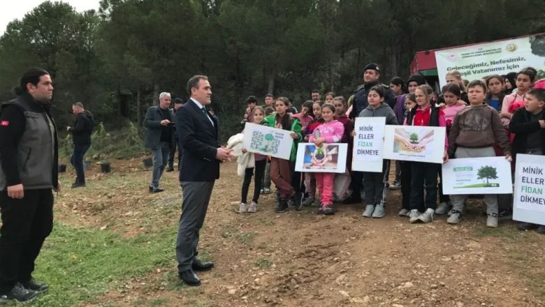 Fidan Dikim Etkinliği Burhaniye'de