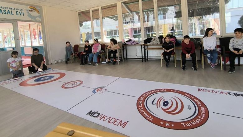 Susurluk'ta Yeni Bir Spor Deneyimi: Floor Curling