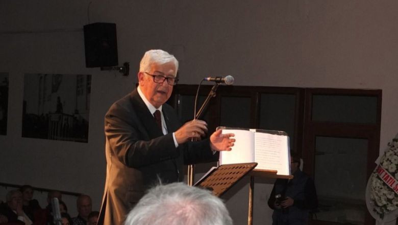 Burhaniye'nin Müzik Şefi 80 Yaşında Sanatın Zirvesinde