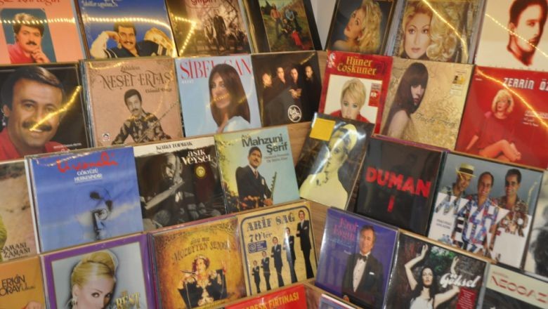 Balıkesir’de 45’lik Plaklar 