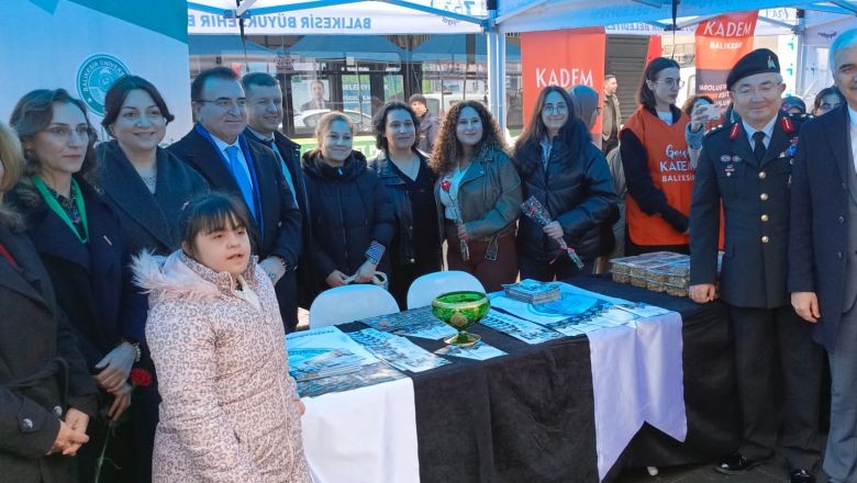 Balıkesir'de 8 Mart Farkındalık Stantları