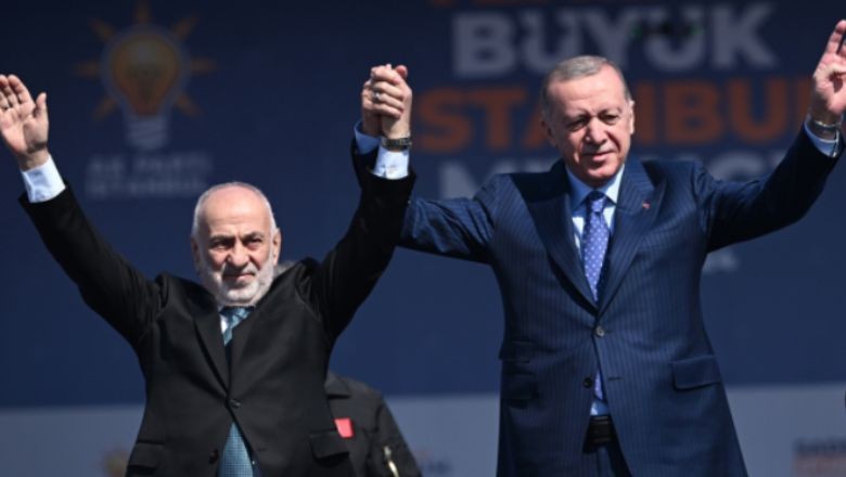 Pamukçu'nun Rozetini Cumhurbaşkanı Erdoğan Taktı!