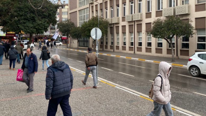 Ani Yağış Balıkesir'i Vurdu