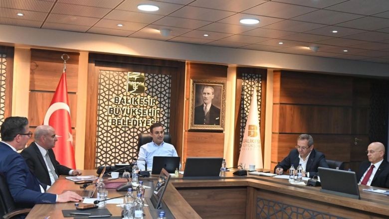 Ahmet Akın İlçelere Özel Toplantılarına Başladı