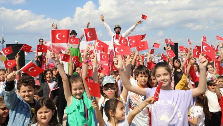 Burhaniye 3 Farklı Noktada Çocuk Bayramını Kutlayacak