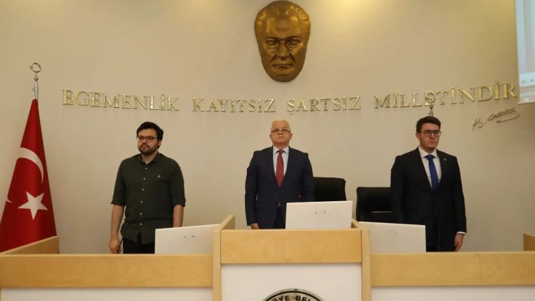 Burhaniye'de Yeni Dönem Meclis Toplantısı Gerçekleşti