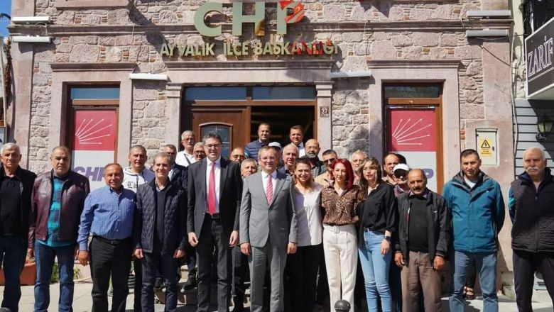 CHP Heyeti Ayvalık'ta Belediye Başkanıyla Buluştu