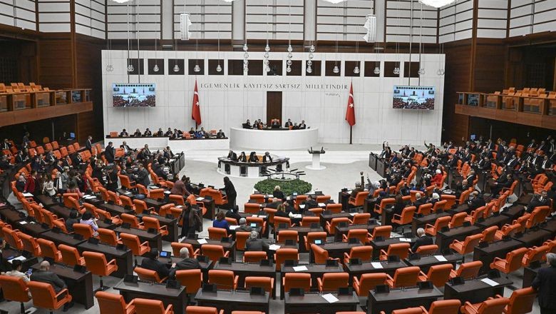 Yeni Anayasa Çalışmaları Başlıyor