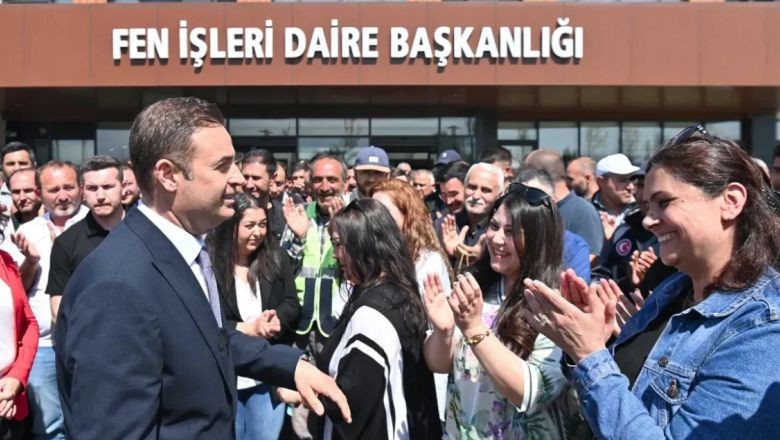 Başkan Akın Bayram Öncesi Personeliyle Bayramlaştı