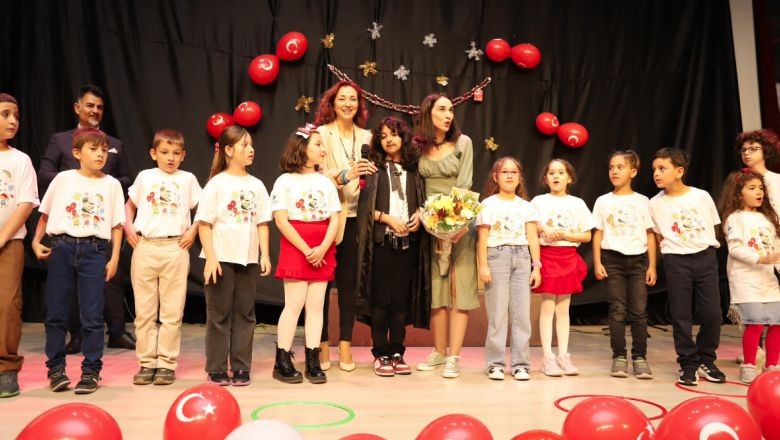 Balıkesir'in Drama Atölyesi Çocuklarından Anlamlı Mesaj