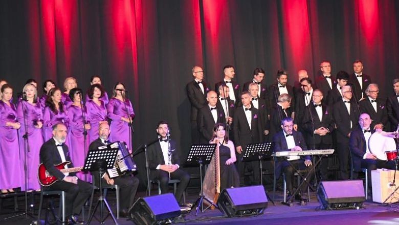 Balıkesir'de Şarkılar Otizmli Bireyler İçin Söylendi