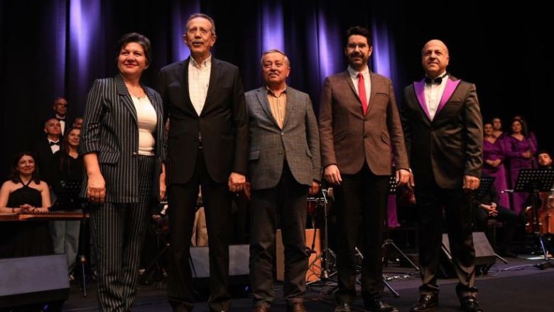 Balıkesir'de Şarkılar Otizmli Bireyler İçin Söylendi