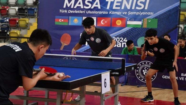 Balıkesir'de Genç Sporcuların Performansı Göz Kamaştırdı