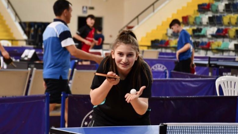 Balıkesir'de Genç Sporcuların Performansı Göz Kamaştırdı