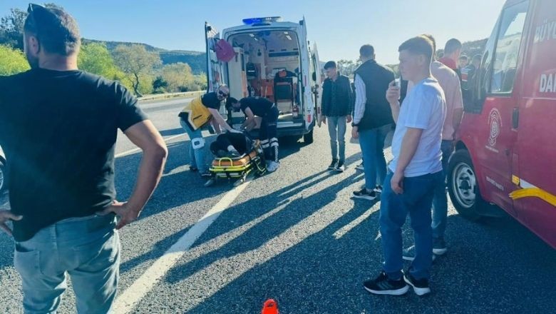 Balıkesir'de Sürücü Güneşin Etkisiyle Yoldan Çıktı!