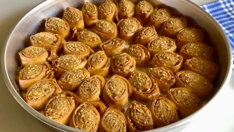 Bayramın Tatlı Kaçamağı: Cevizli Tarçınlı Lezzet