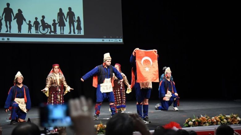 Balıkesir Engelleri Yıktı Farklılıkları Kutladı!