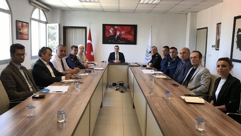 Burhaniye Tedbir İçin Masaya Oturdu