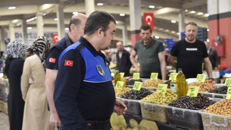 Dursunbey'de Zabıta Sıkı Takipte