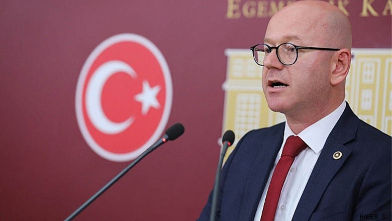 Milletvekili Sarı, emekliye yüzde 25 oranı ile en düşük emekli maaşının 12 bin 500 TL olacağı öngörülerini “AKP masalı” olarak değerlendirdi