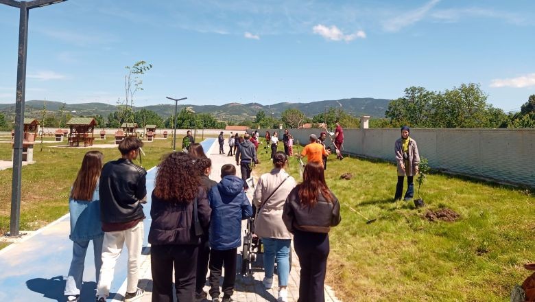 Özel Çocuklar Toprağa İsimlerini Dikti