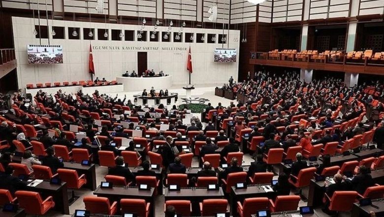 Meclis'te Yeni Vergi Yasası Kabul Edildi