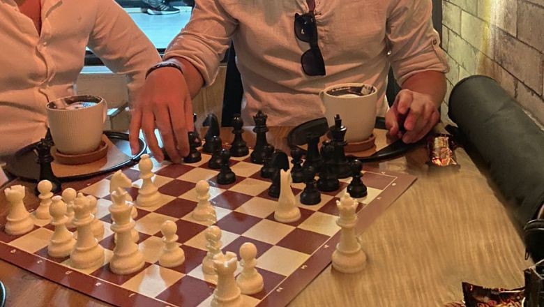 Balıkesirlilerin Tercihi Aktif Karbonlu Latte'den Yana