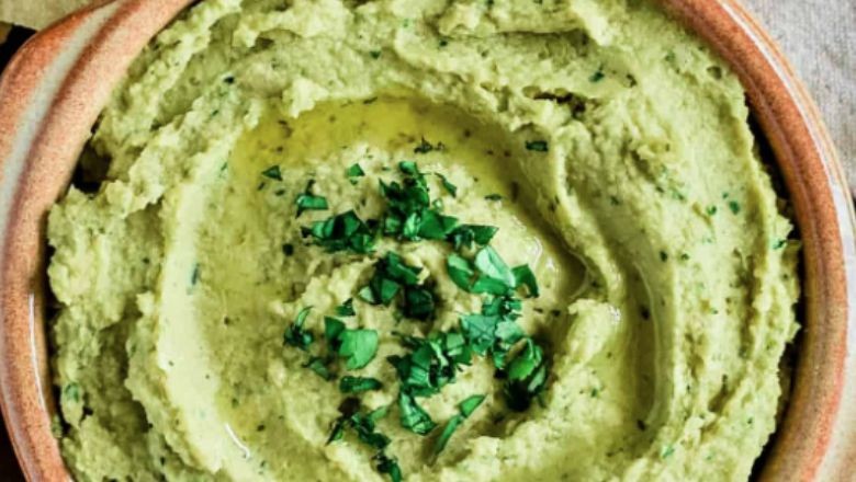 Keyifli Akşam Atıştırmalığı! Avokadolu Humus