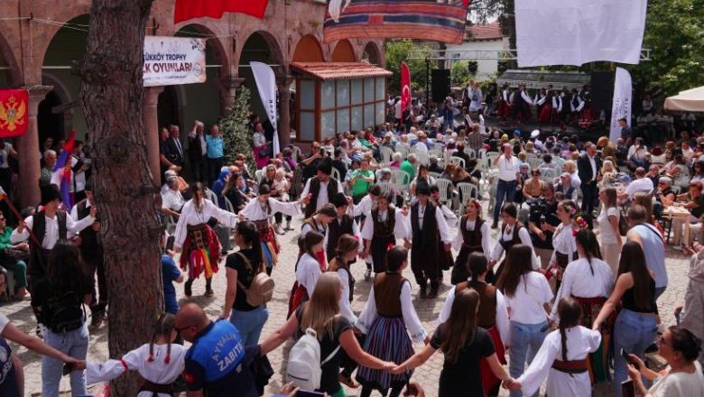 Ayvalık'ta Balkan Esintisi