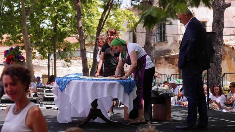 Ayvalık Şenliği'nden Lezzetli Deneyim: Boşnak Böreği