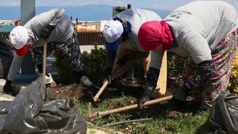 Burhaniye Geleceğe Yeşil Miras Bırakıyor