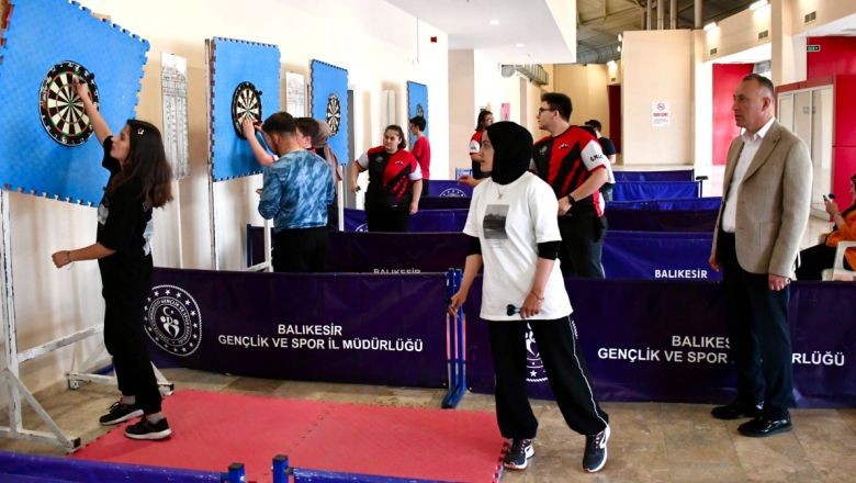 Balıkesir'in Spor Arenasında Oklar Uçuştu!