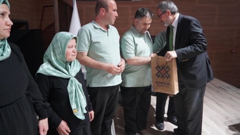 Kur'an-ı Kerim Öğrenmek İçin Engel Tanımadılar