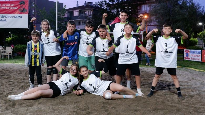 Susurluk Plaj Voleybolunda Kazananlar Belli Oldu!