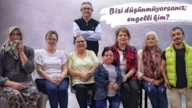 Engelli Tiyatrocular Ayvalık'ta Sahneye Çıkıyor